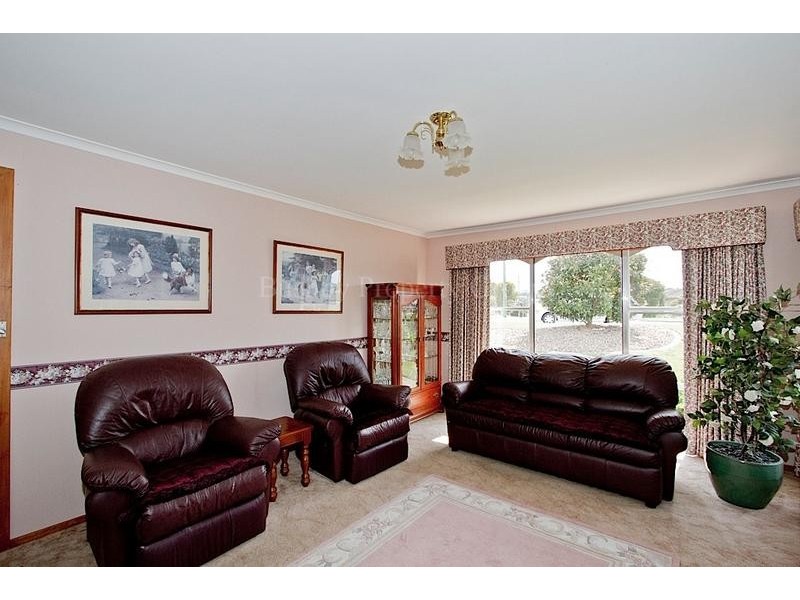 16 Walnut Grove, Summerhill TAS 7250