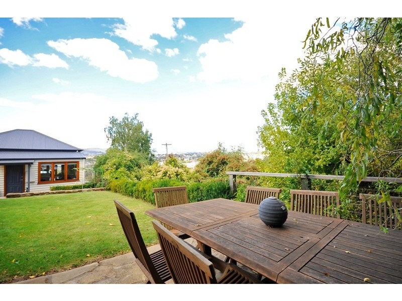 12 South Esk Road, Trevallyn TAS 7250