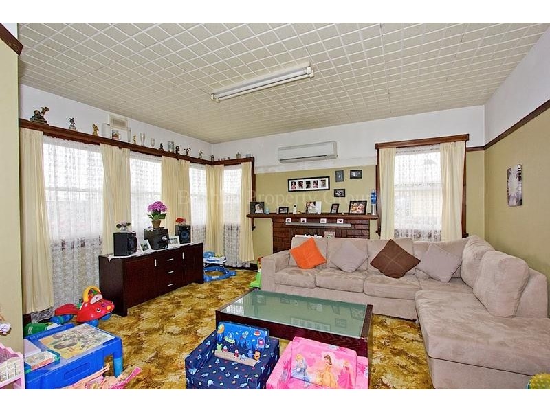 10 Jellico Street, Mowbray TAS 7248
