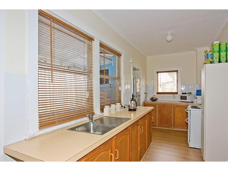10 Jellico Street, Mowbray TAS 7248