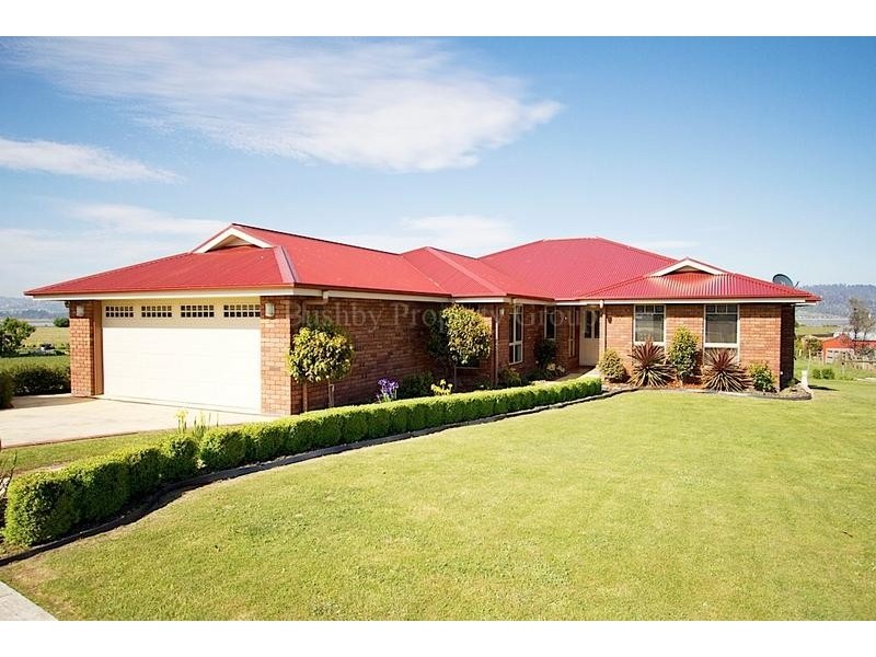 127 Mount Stuart Drive, Newnham TAS 7248