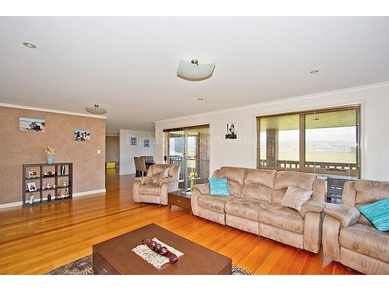 127 Mount Stuart Drive, Newnham TAS 7248