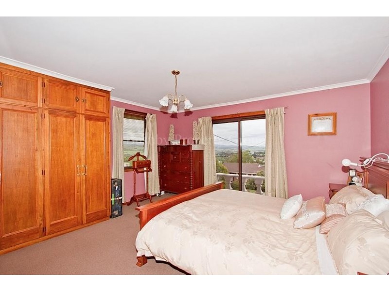 13 Bettina Avenue, Norwood TAS 7250