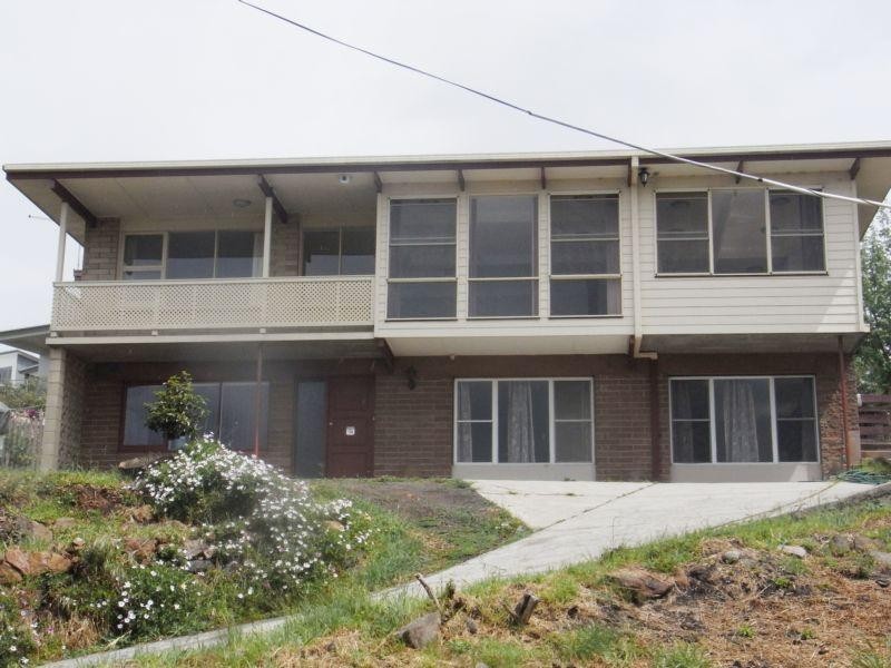 19 Newlands Street, Trevallyn TAS 7250