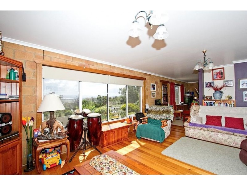 14 Leeander Crescent, Ravenswood TAS 7250