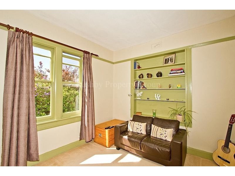 5 Churchill Crescent, Newstead TAS 7250