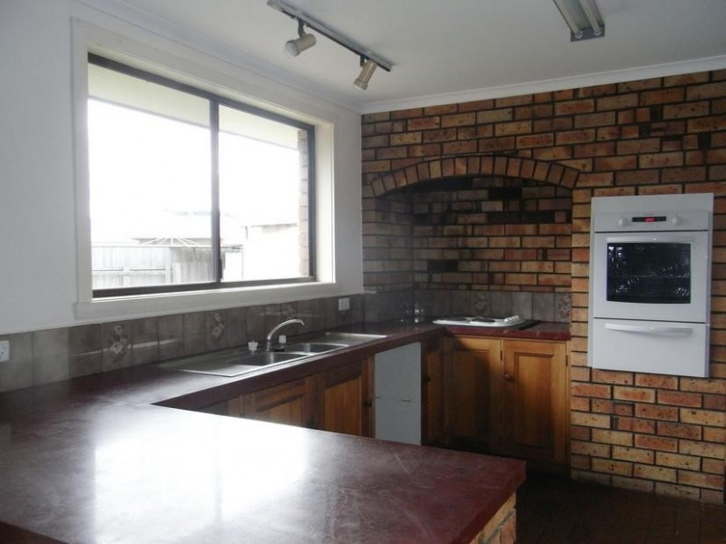 16 Wintercole Court, Newnham TAS 7248