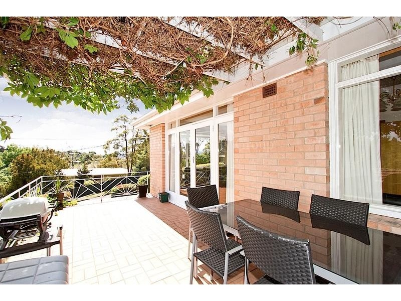 17 Veronica Crescent, Norwood TAS 7250