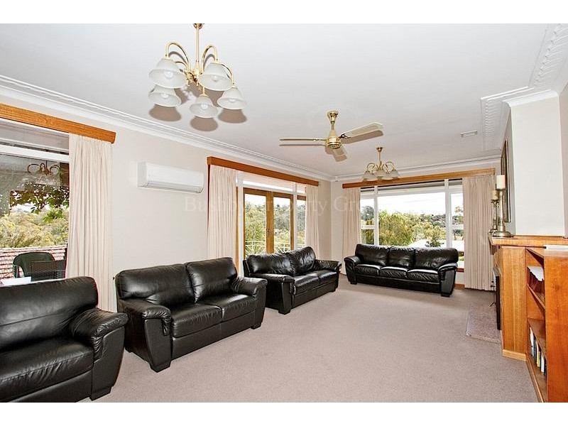 17 Veronica Crescent, Norwood TAS 7250