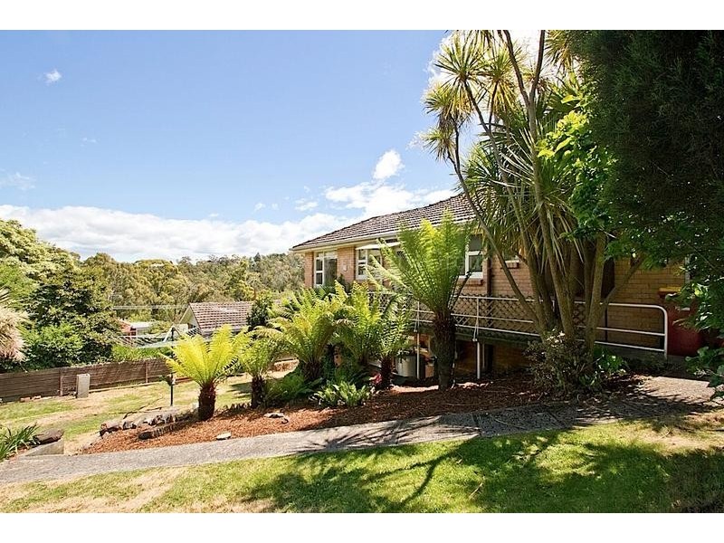 17 Veronica Crescent, Norwood TAS 7250