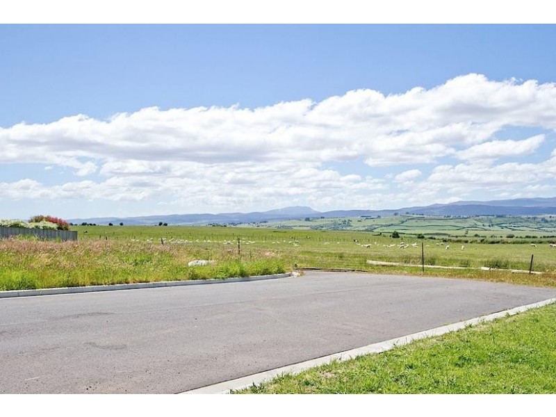 1/51 Cambock Lane East, Evandale TAS 7212