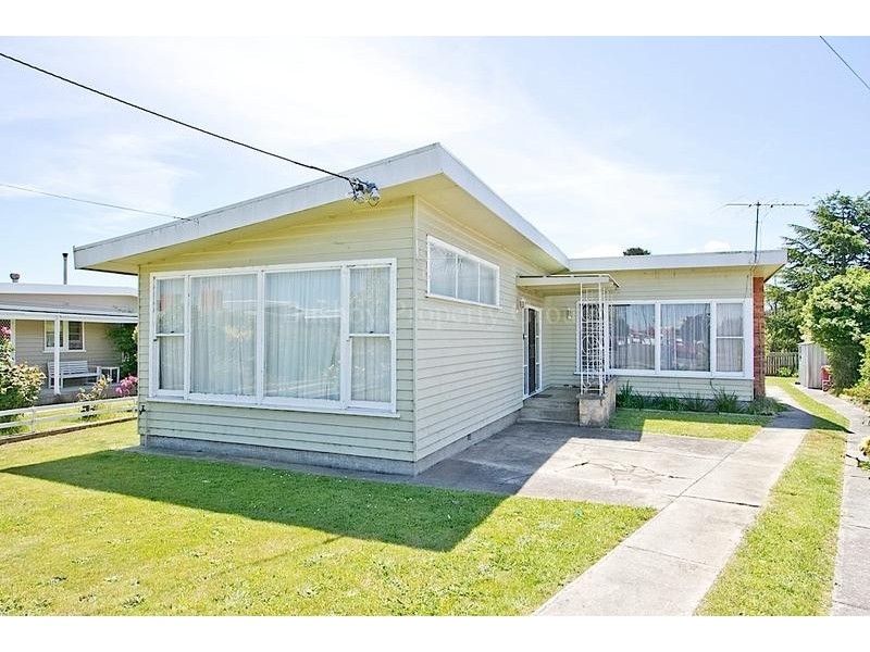 11 Heyes Place, Mowbray TAS 7248