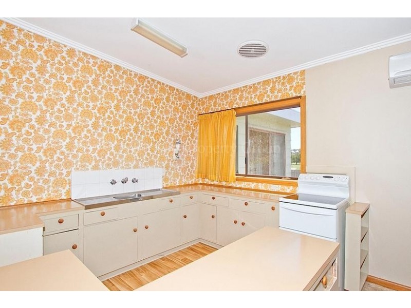 11 Heyes Place, Mowbray TAS 7248
