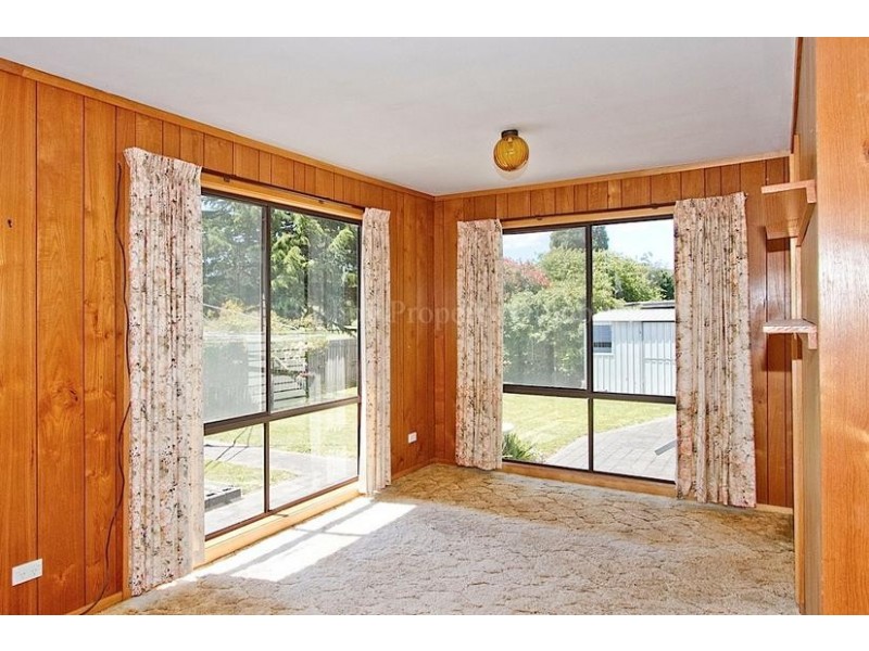 11 Heyes Place, Mowbray TAS 7248