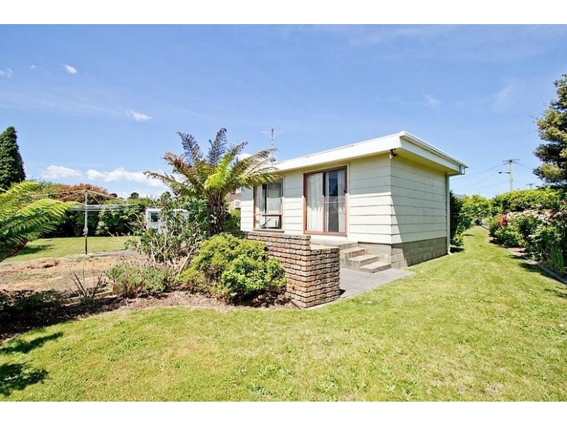 11 Heyes Place, Mowbray TAS 7248