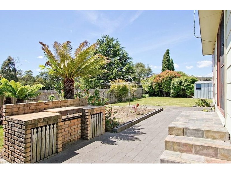 11 Heyes Place, Mowbray TAS 7248