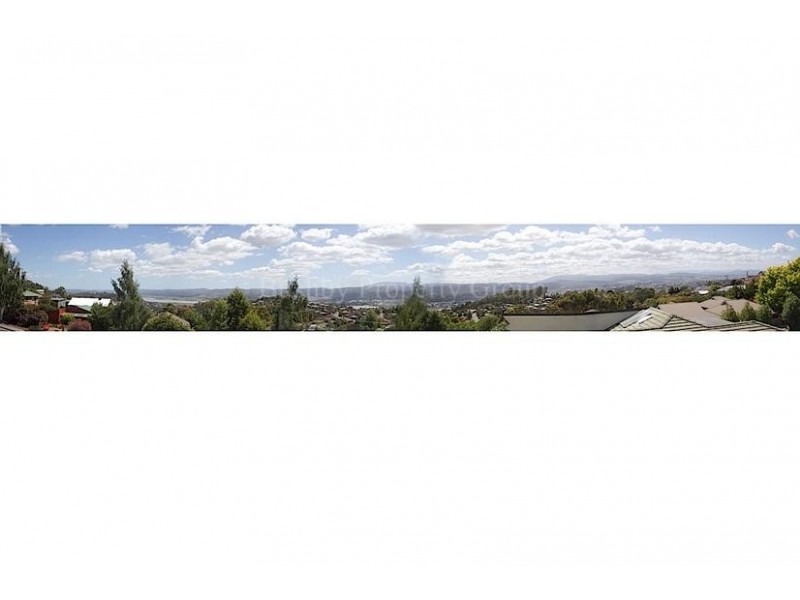 8 Sunnyside Crescent, Trevallyn TAS 7250