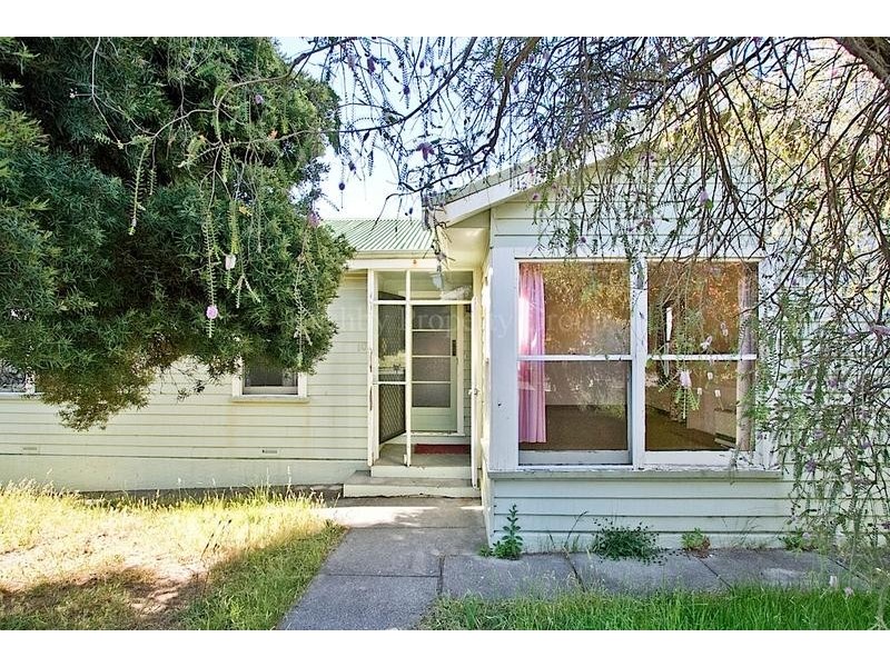 10 Clark Street, Mowbray TAS 7248