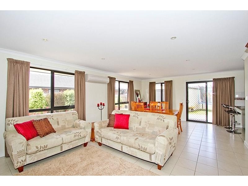 8 Onyx Court, Perth TAS 7300