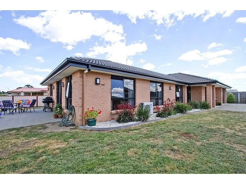 8 Onyx Court, Perth TAS 7300