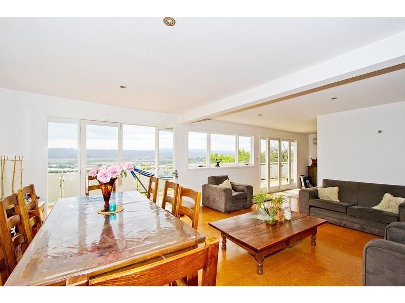 42 Delamere Crescent, Trevallyn TAS 7250