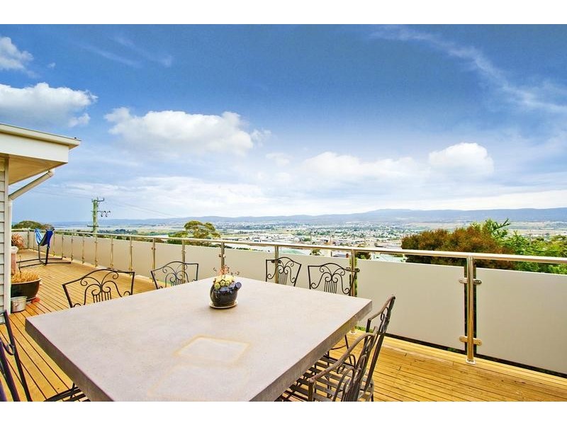 42 Delamere Crescent, Trevallyn TAS 7250