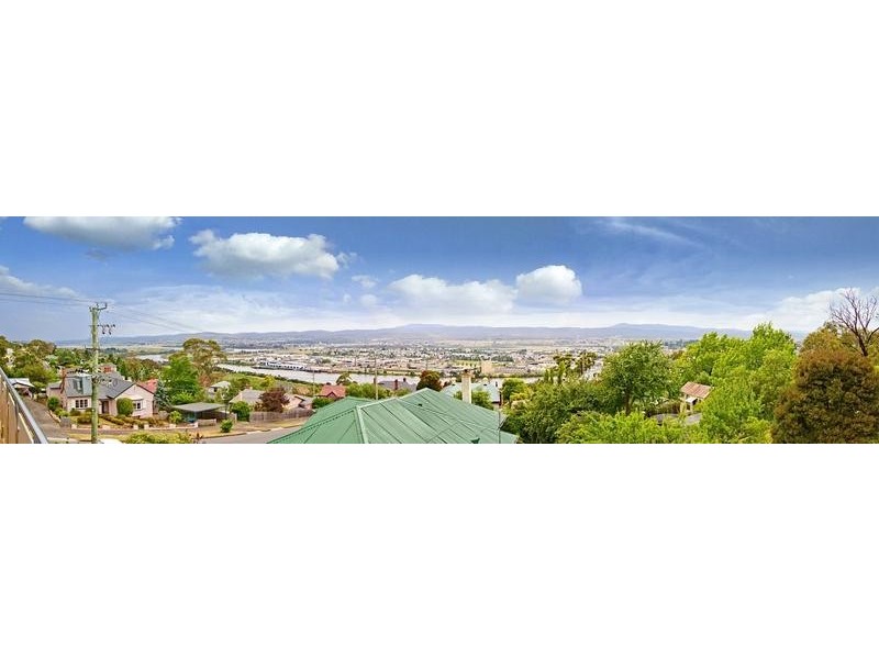 42 Delamere Crescent, Trevallyn TAS 7250