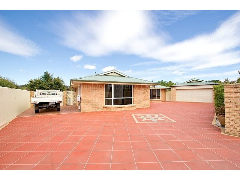 8 Chelsea Close, Prospect Vale TAS 7250