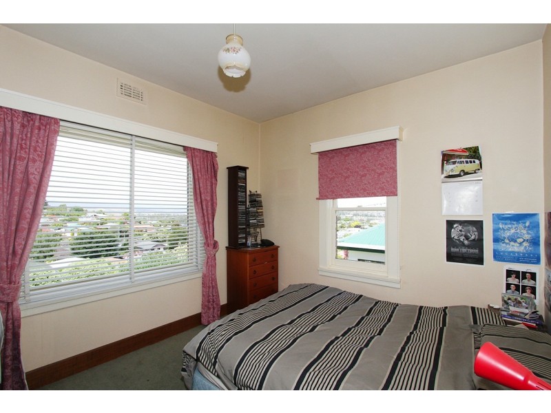 18 Bellevue Avenue, South Launceston TAS 7249
