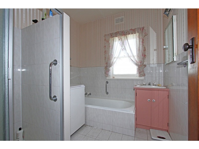18 Bellevue Avenue, South Launceston TAS 7249
