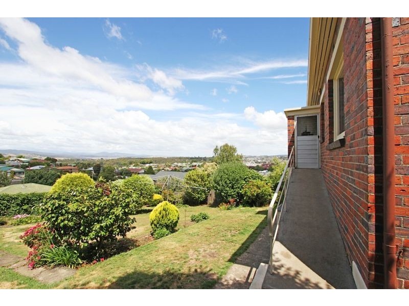 18 Bellevue Avenue, South Launceston TAS 7249
