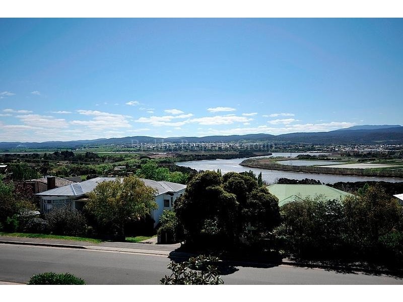 71 Forest Road, Trevallyn TAS 7250