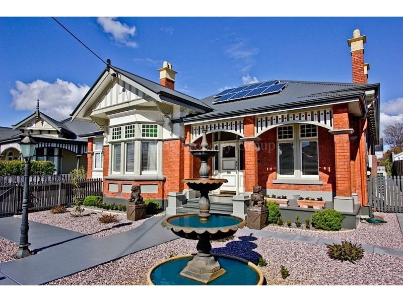 5 College Street, Newstead TAS 7250