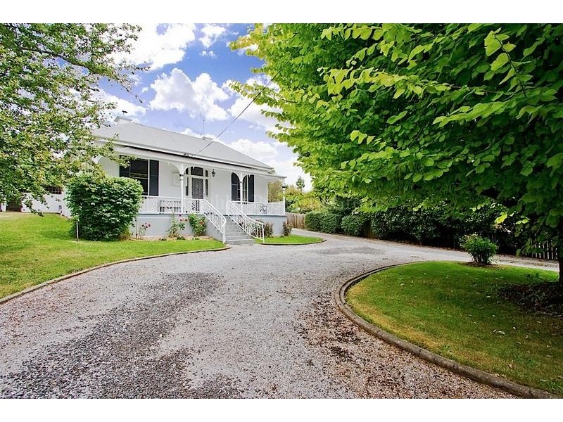 26 West Barrack Street, Deloraine TAS 7304
