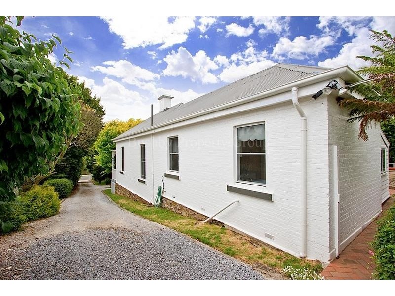 26 West Barrack Street, Deloraine TAS 7304