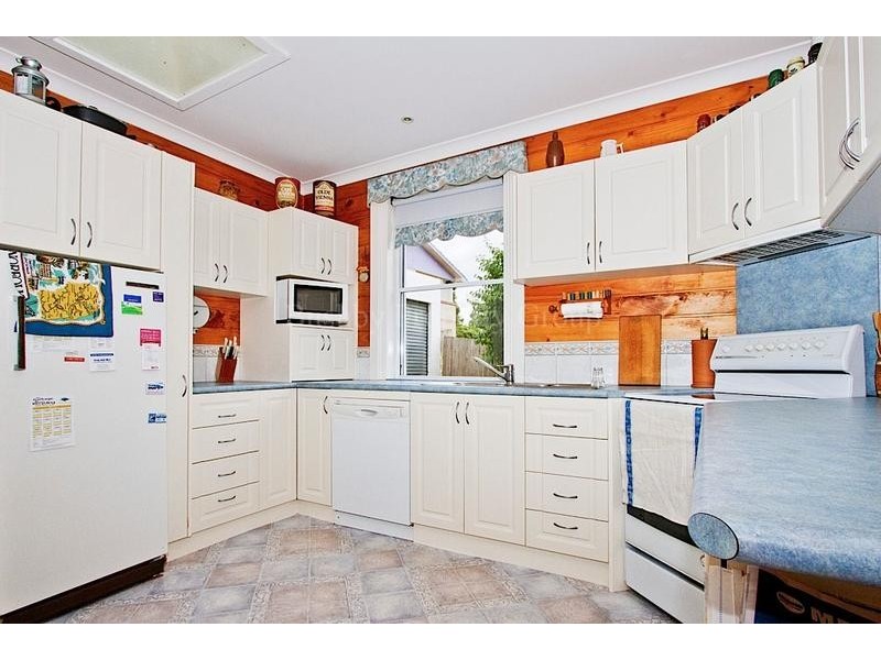 26 West Barrack Street, Deloraine TAS 7304
