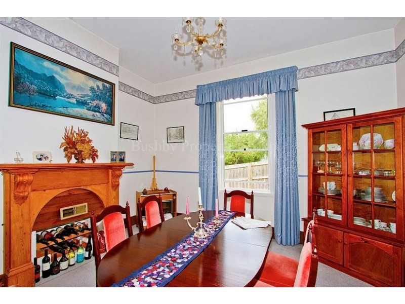 26 West Barrack Street, Deloraine TAS 7304