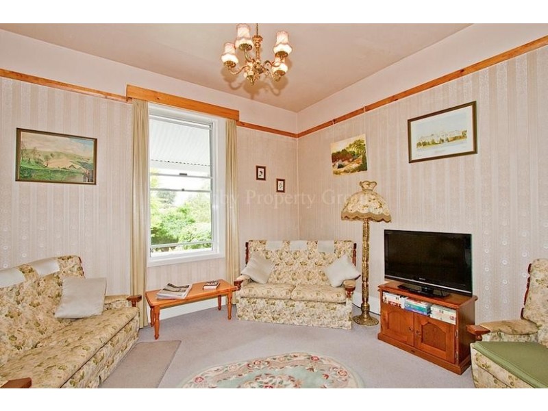 26 West Barrack Street, Deloraine TAS 7304