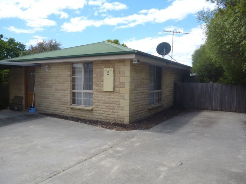 2/138 Alanvale Road, Newnham TAS 7248