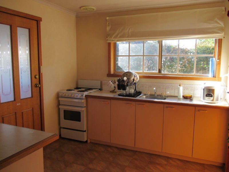 2/138 Alanvale Road, Newnham TAS 7248
