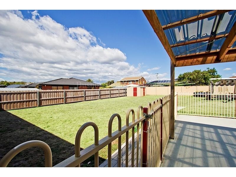 27a Bartlett Grove, Newnham TAS 7248