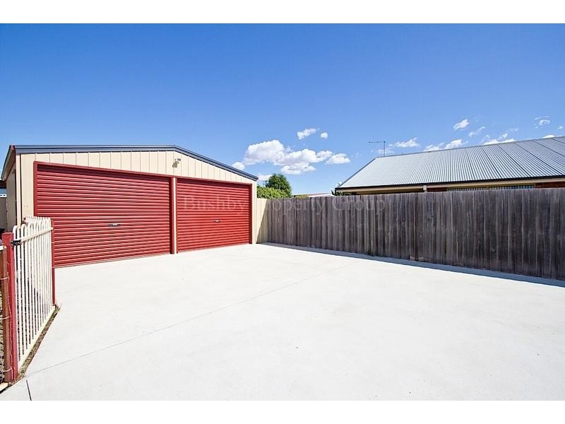 27a Bartlett Grove, Newnham TAS 7248