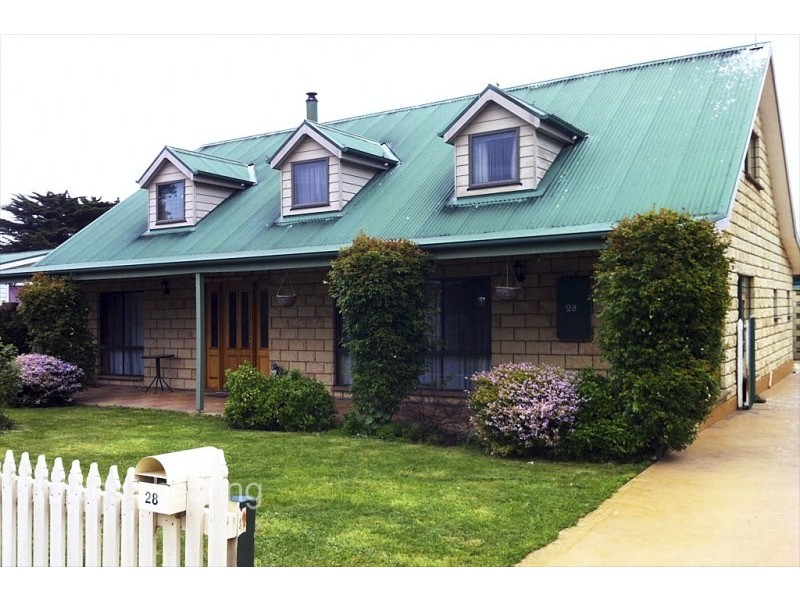 28 Archer Street, Cressy TAS 7302
