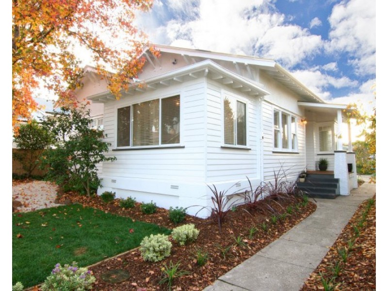8 Belhaven Crescent, Newstead TAS 7250