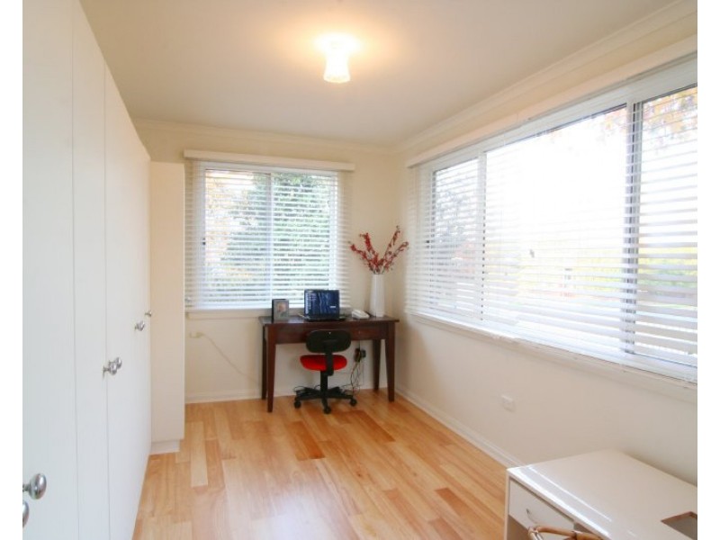 8 Belhaven Crescent, Newstead TAS 7250