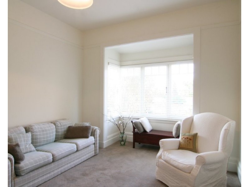 8 Belhaven Crescent, Newstead TAS 7250