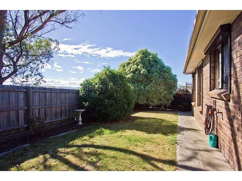 1/16 Lucy Place, Prospect TAS 7250