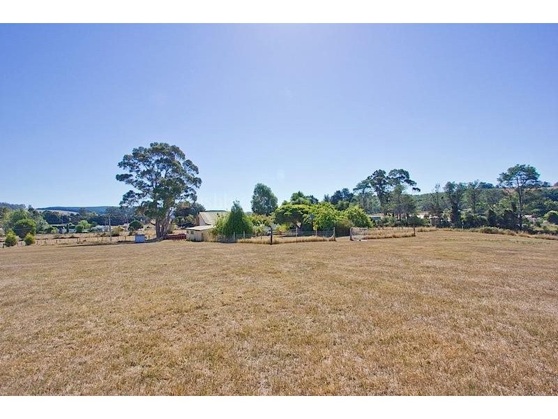 9 Butlers Road, Lebrina TAS 7254
