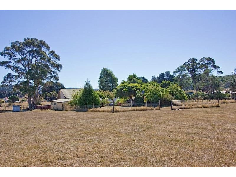 9 Butlers Road, Lebrina TAS 7254