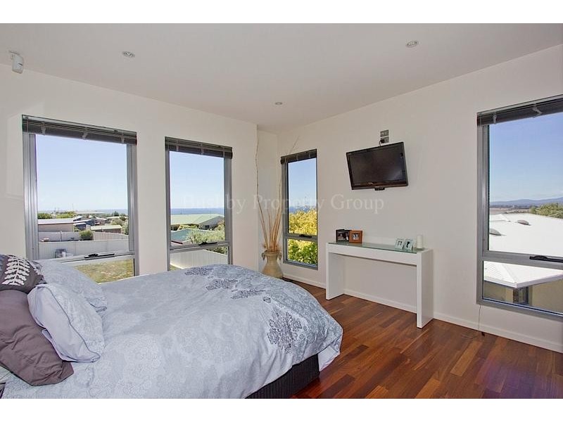 1/5 Andrews Place, Bridport TAS 7262